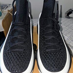 EQLZ "247" Mens / Women's Basketball / Casual Sneaker size 10.5 W / 9M NEW